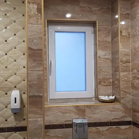 Olympus Plaza - & Indoor Pool