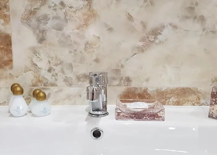 Olympus Plaza - & Indoor Pool