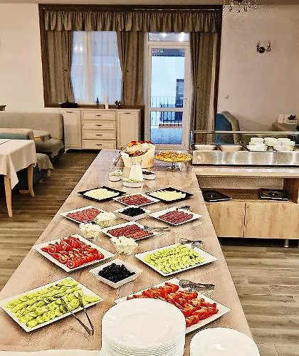 Olympus Plaza - & Indoor Pool