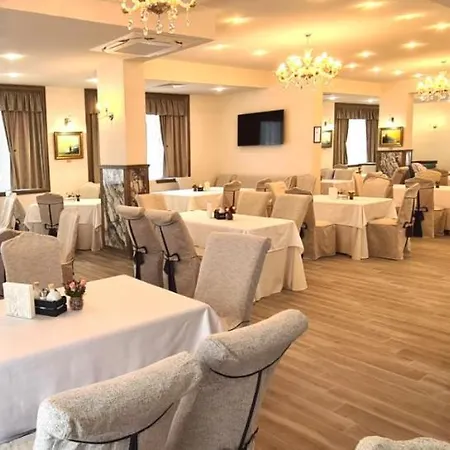 Hotel Olympus Plaza - & Indoor Pool 4*