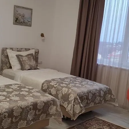 Olympus Plaza - & Indoor Pool 4*