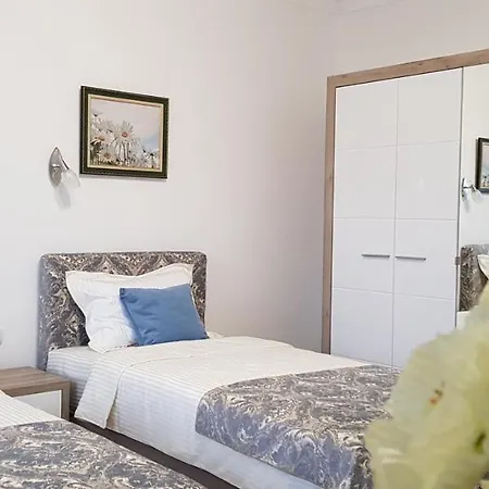 Olympus Plaza Hotel 4*