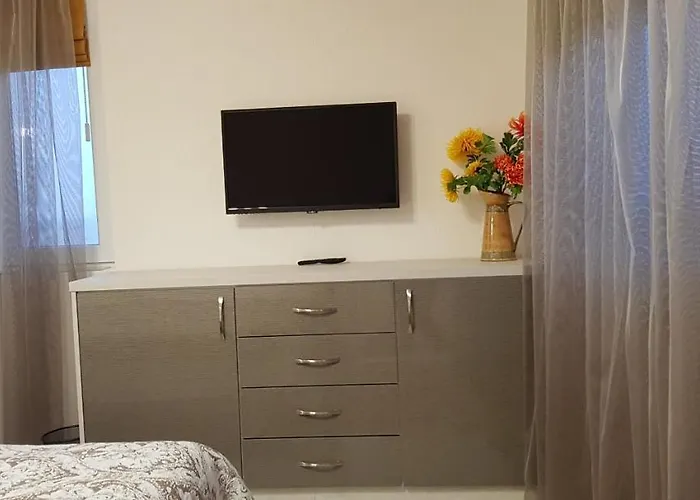 Olympus Plaza - & Indoor Pool