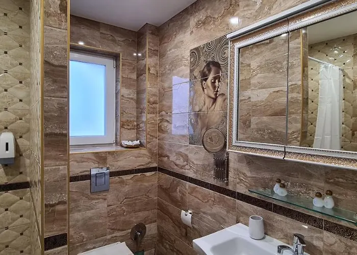 Hotel Olympus Plaza - & Indoor Pool 4*